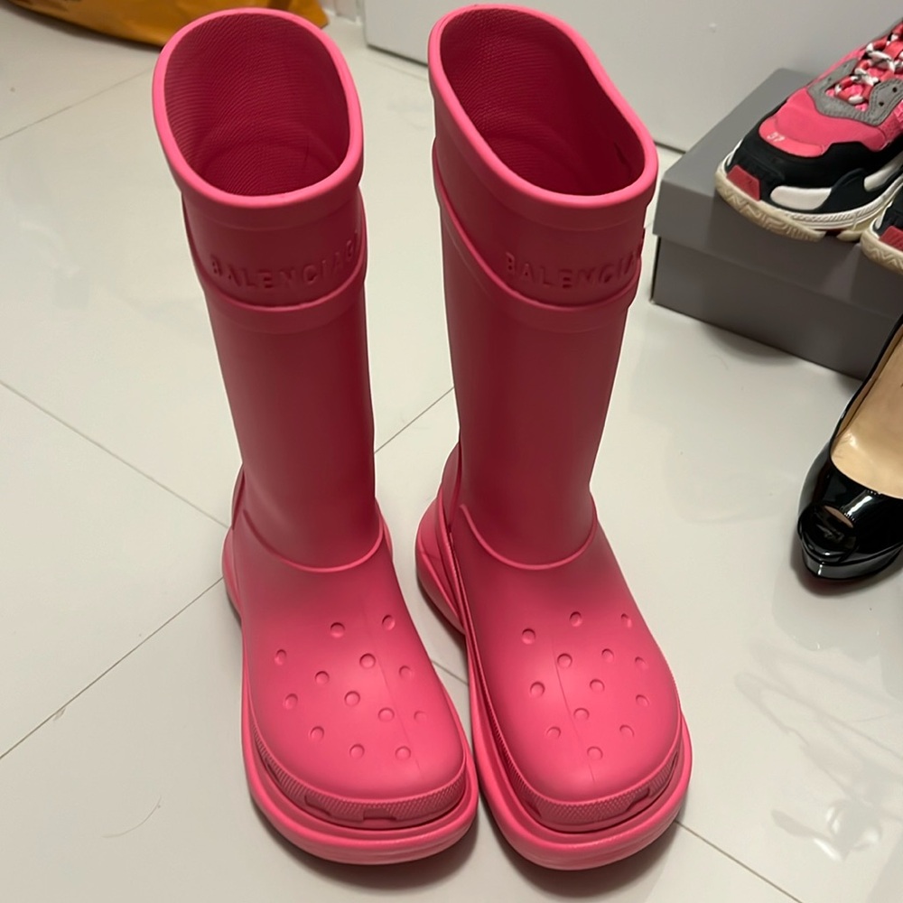 Pink Balenciaga, croc boots